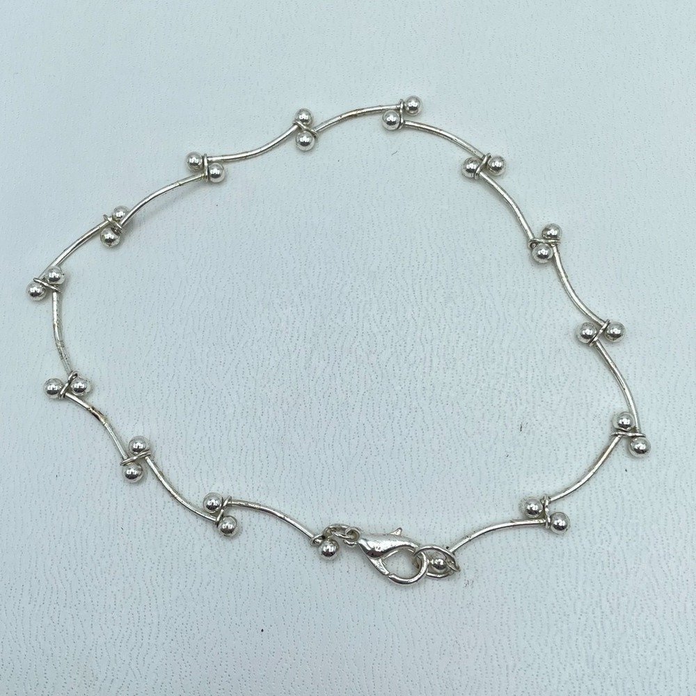 Contemporary Silver-Tone Classic Curved Dainty Bars Ball Link Lobster Bracelet